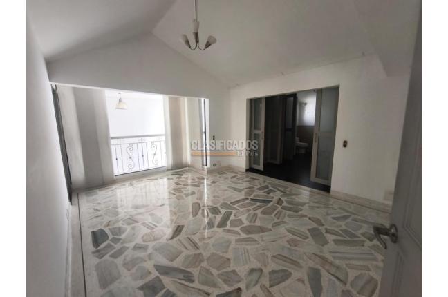 Casas, Alquiler, La Hacienda - $4.700.000