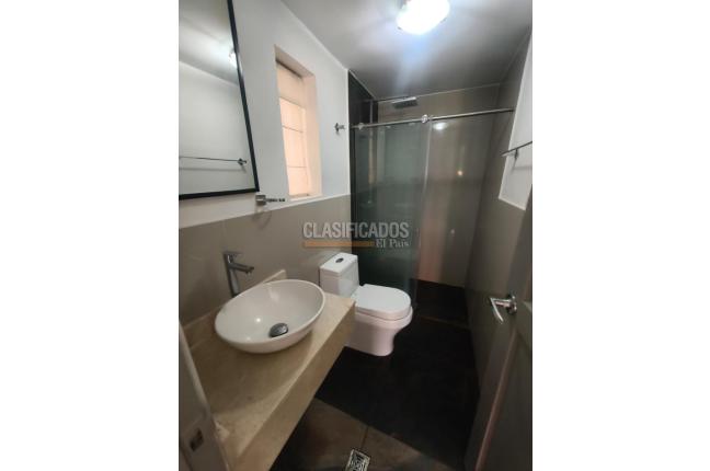 Casas, Alquiler, La Hacienda - $4.700.000