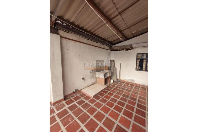 Apartamentos, Alquiler, Atanasio Girardot - $850.000