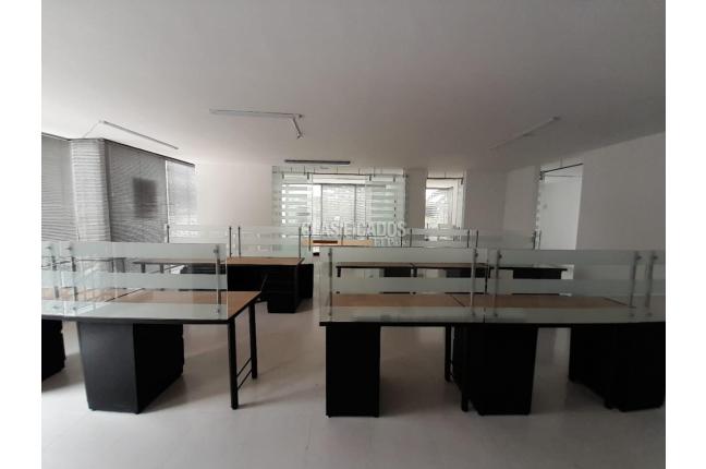 Oficinas y Consultorios, Alquiler en Santa Mónica Residencial