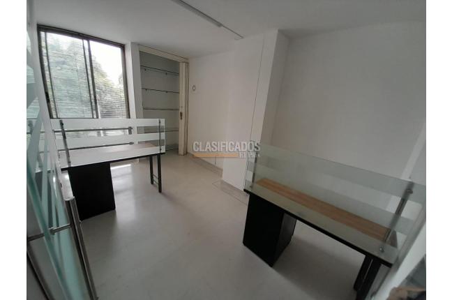 Oficinas y Consultorios, Alquiler en Santa Mónica Residencial