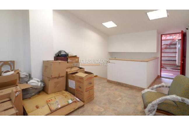 Locales y Bodegas, Venta, Centro Ccial. Unicentro - $1.450.000.000
