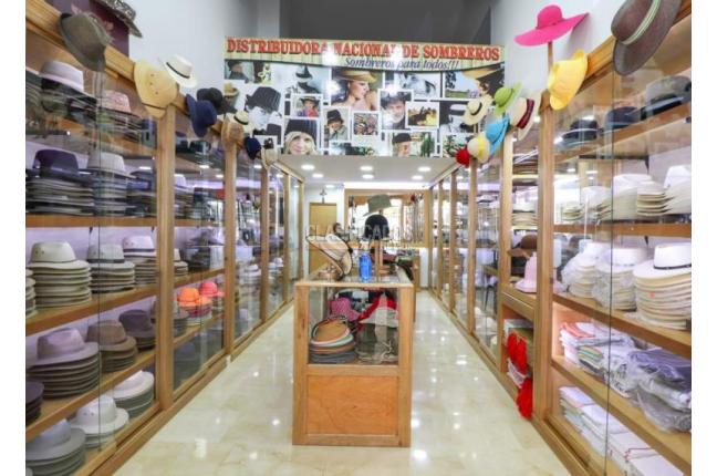 Locales y Bodegas, Venta, Centro Ccial. Unicentro - $1.450.000.000