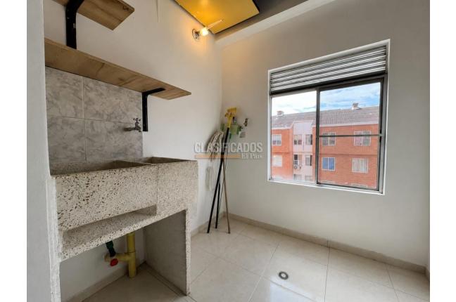 Apartamentos, Alquiler, Alférez Real - $1.800.000