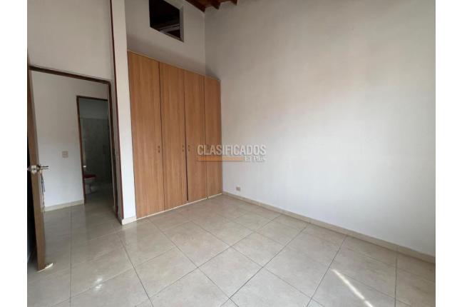Apartamentos, Alquiler, Alférez Real - $1.800.000