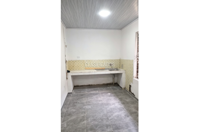 Casas, Alquiler, Belalcázar - $2.000.000