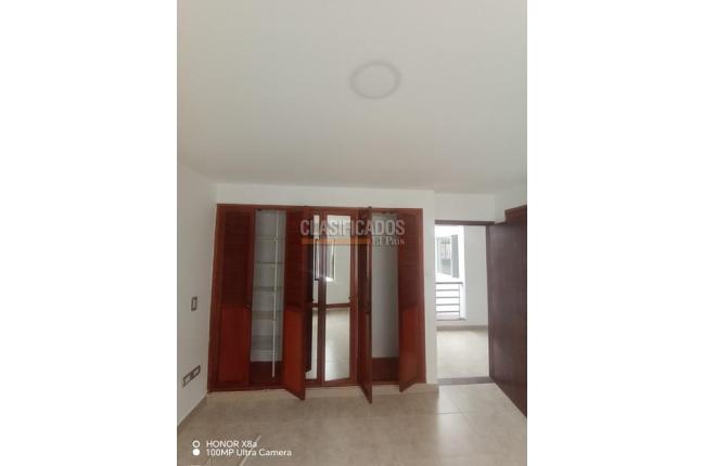 Casas, Alquiler, Santa Anita - $2.500.000