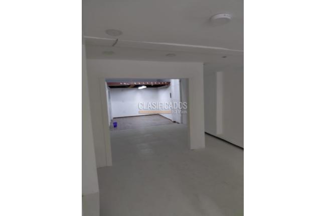 Locales y Bodegas, Alquiler, Joaquín Borrero - $3.300.000