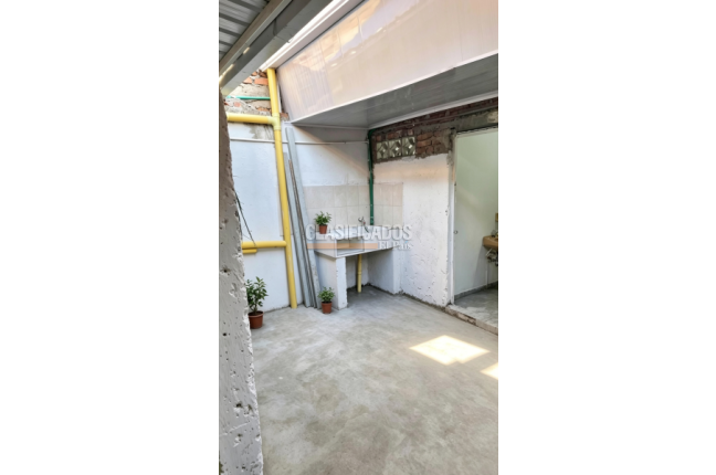 Casas, Alquiler, Belalcázar - $2.000.000
