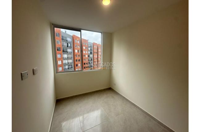 Apartamentos, Alquiler, Madrid - $1.050.000