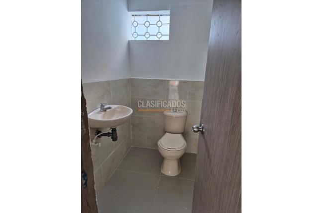 Locales y Bodegas, Alquiler, Yumbo - $3.800.000
