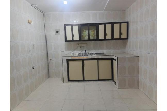 Casas, Alquiler, Sindical - $1.500.000