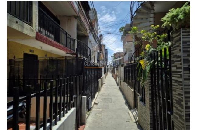Casas, Venta, Floralia - $300.000.000