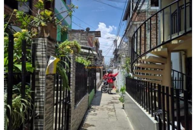 Casas, Venta, Floralia - $300.000.000