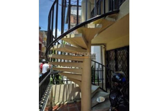 Casas, Venta, Floralia - $300.000.000