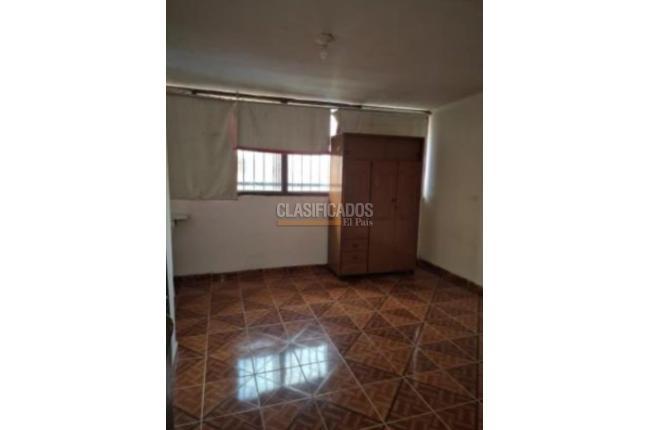 Casas, Venta, Floralia - $300.000.000