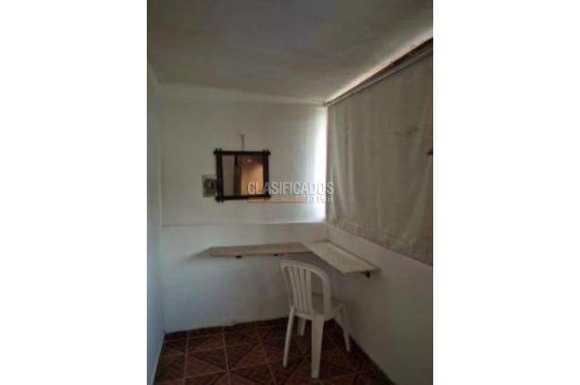 Casas, Venta, Floralia - $300.000.000