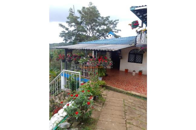 Fincas y Casas Campestres, Venta en La Elvira