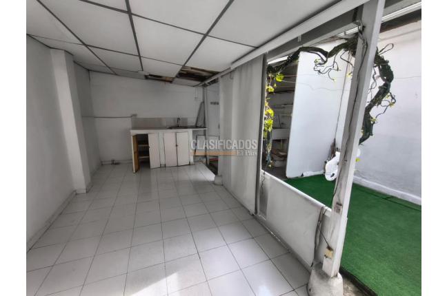 Casas, Venta, Miraflores - $690.000.000