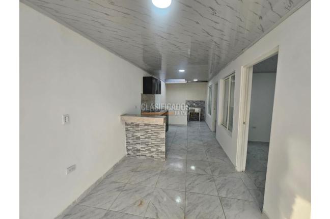 Apartamentos, Alquiler, Palmira - $850.000