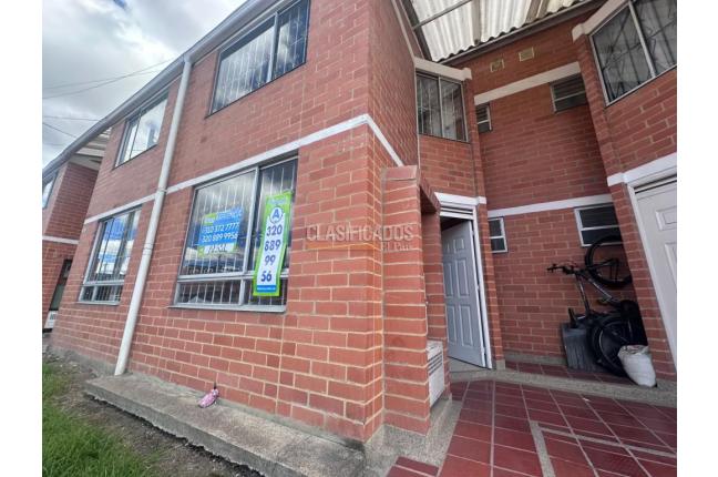 Casas, Alquiler, Madrid - $1.200.000