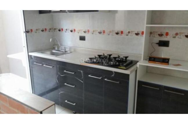 Casas, Alquiler, Madrid - $1.200.000