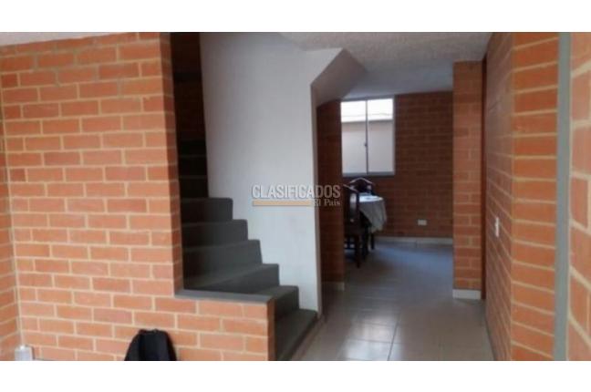 Casas, Alquiler, Madrid - $1.200.000