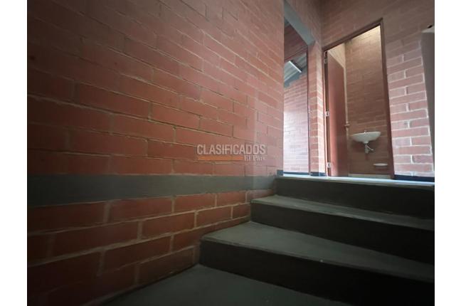 Casas, Alquiler, Madrid - $1.200.000