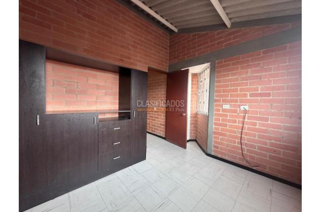 Casas, Alquiler, Madrid - $1.200.000