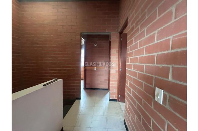 Casas, Alquiler, Madrid - $1.200.000