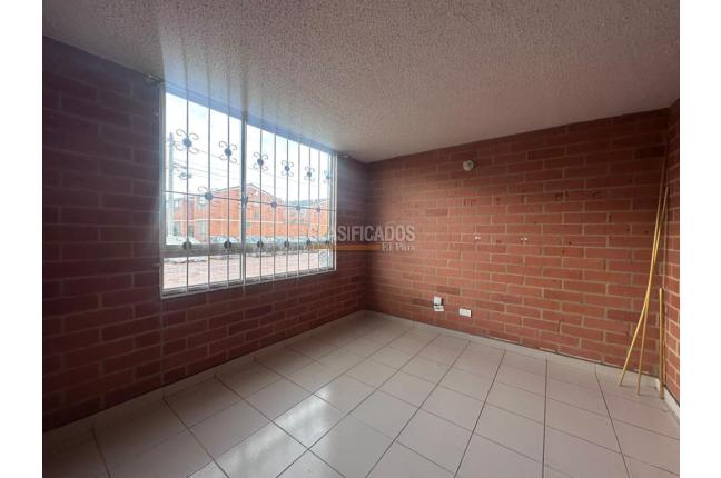 Casas, Alquiler, Madrid - $1.200.000