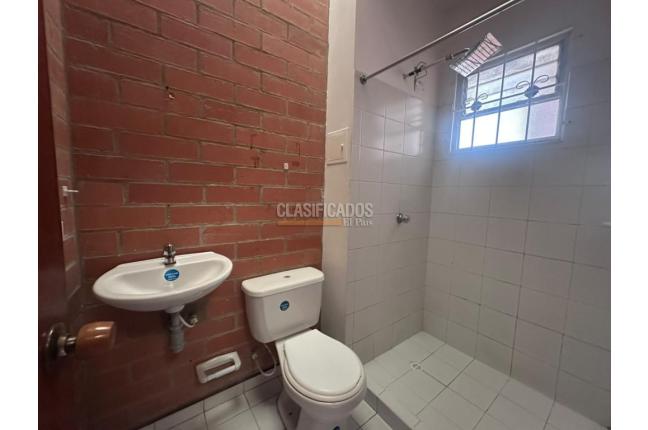 Casas, Alquiler, Madrid - $1.200.000