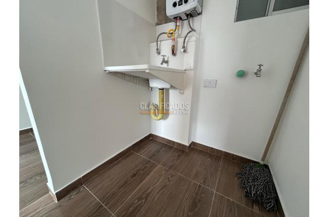 Apartamentos, Alquiler, Madrid - $1.140.000