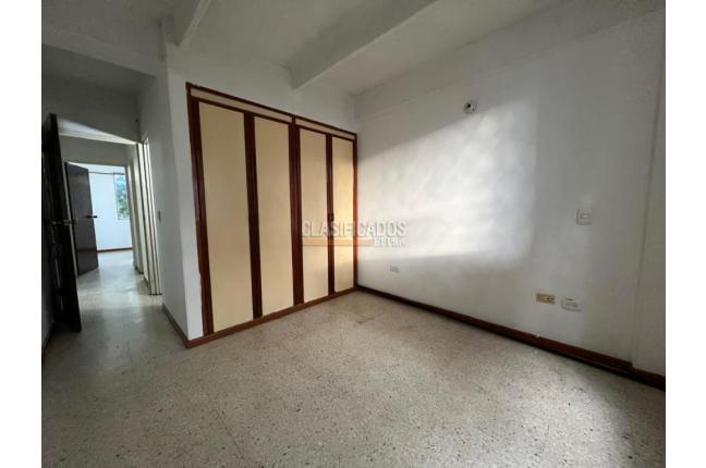 Apartamentos, Alquiler, Cuarto de Legua - $2.200.000