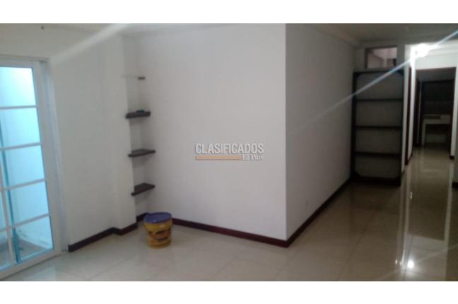 Apartaestudios, Alquiler, El Lido - $900.000