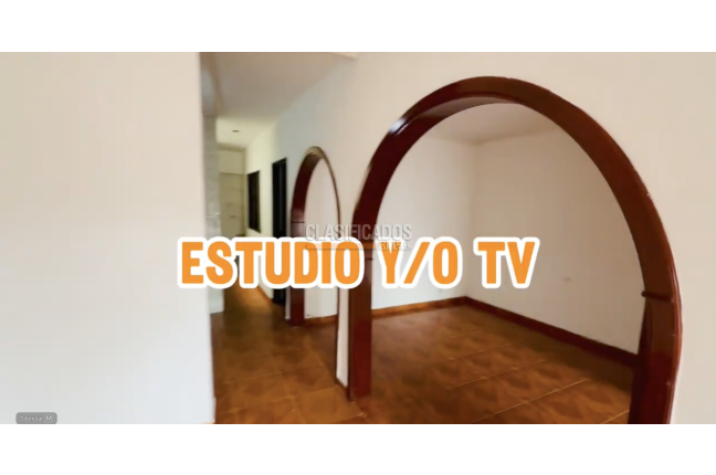 Casas, Alquiler en Departamental