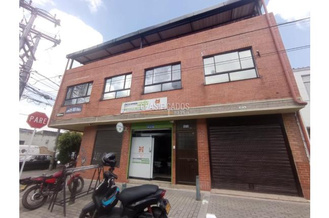 Oficinas y Consultorios, Alquiler en Bogotá