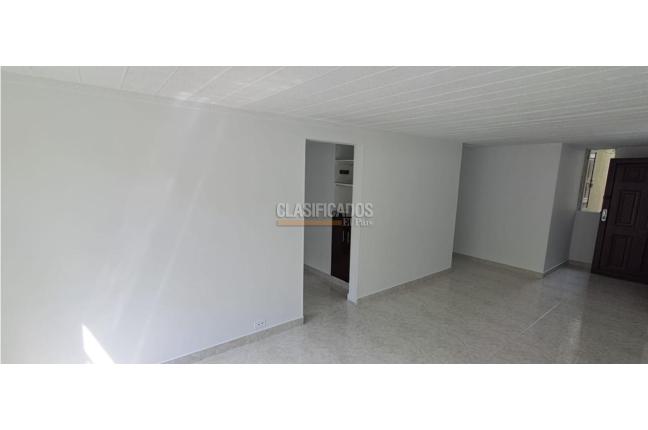 Apartamentos, Alquiler, Colseguros - $1.500.000