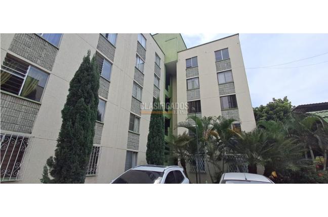 Apartamentos, Alquiler, Colseguros - $1.500.000