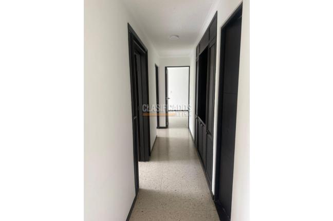 Apartamentos, Venta, El Refugio - $350.000.000