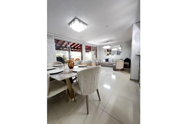Casas, Venta, Ciudad Jardín - $749.000.000