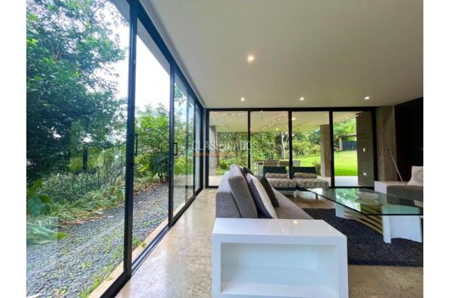 Casas, Alquiler, Dapa - $6.000.000