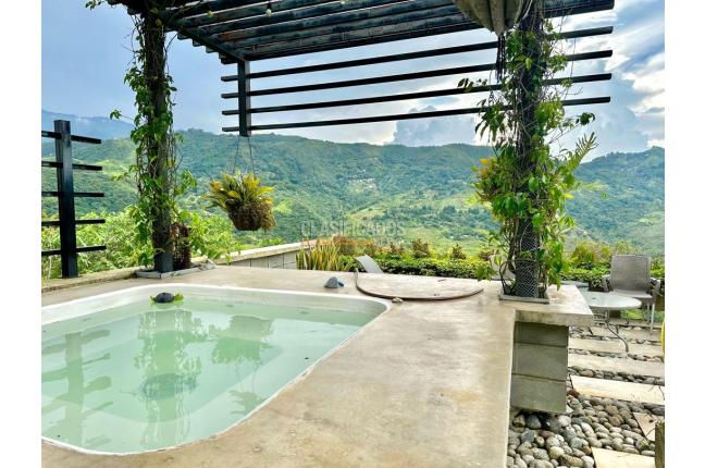 Casas, Venta, Cristo Rey - $3.200.000.000