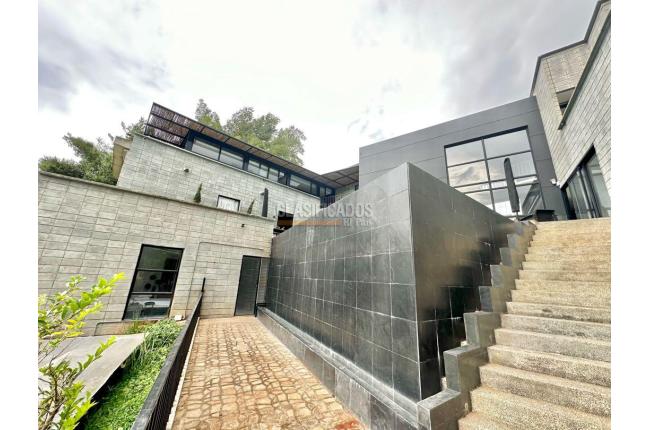 Casas, Venta, Cristo Rey - $3.200.000.000