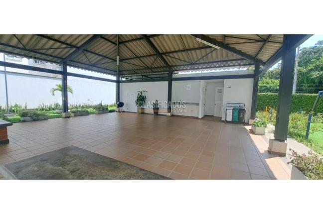 Apartamentos, Alquiler, Ciudad Pacifica - $1.350.000