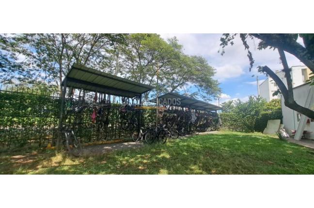 Apartamentos, Alquiler, Ciudad Pacifica - $1.350.000