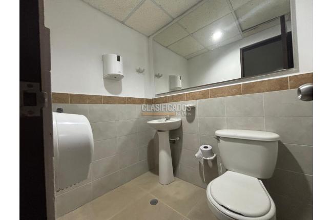 Oficinas y Consultorios, Alquiler, Santa Mónica Norte - $9.000.000
