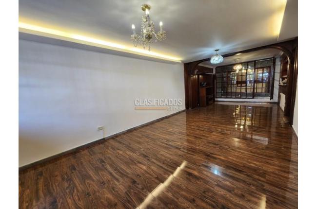 Casas, Alquiler, La Merced - $2.200.000