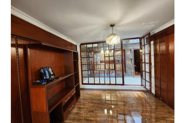 Casas, Alquiler, La Merced - $2.200.000