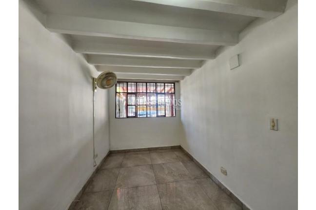 Casas, Alquiler, La Merced - $2.200.000